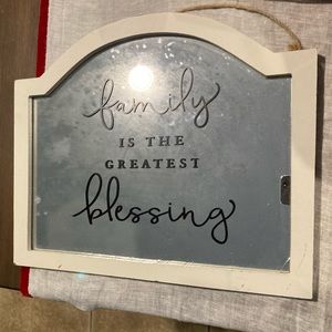 Simply Spring Family Blessing Sign